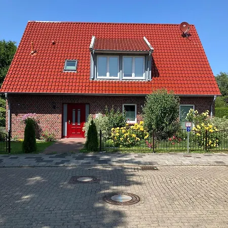 Ruhige Komfortwohnung Mit Terrasse Im Gruenen * Leer